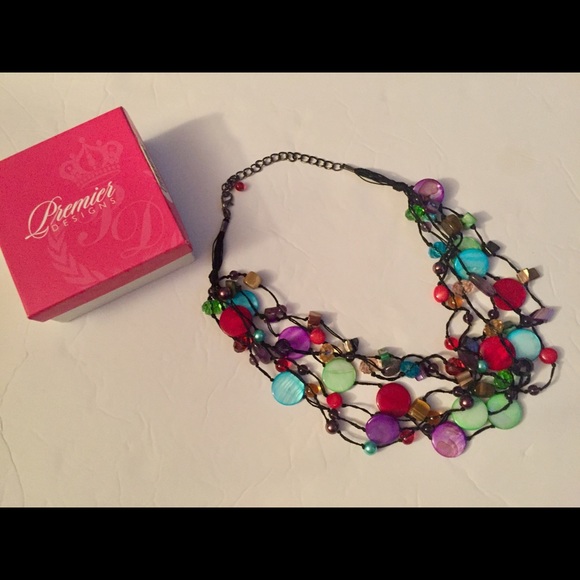 Premier Designs Jewelry - NWT Premier Designs Spectrum Necklace
